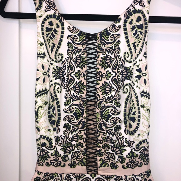 Nanette Lepore Sz 6 pockets, cotton lined - Picture 5 of 8